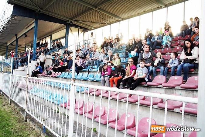 Zdjęcie w galerii na portalu naszwodzislaw.com: Niesamowite kaskaderskie show! wiadomości z regionu