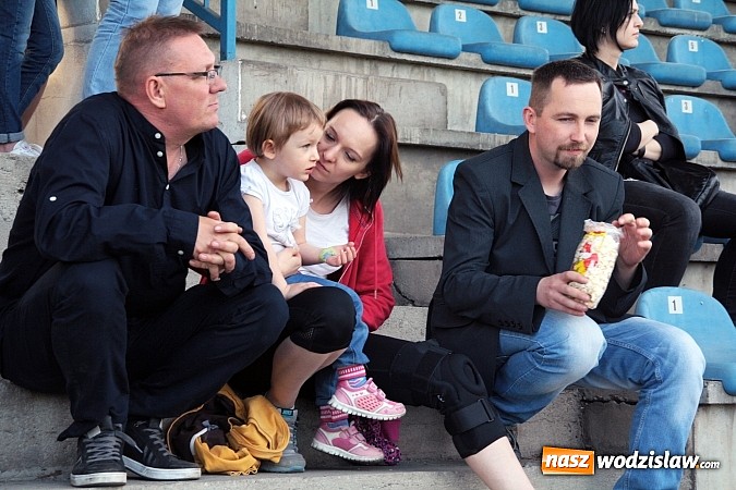 Zdjęcie w galerii na portalu naszwodzislaw.com: Niesamowite kaskaderskie show! wiadomości z regionu