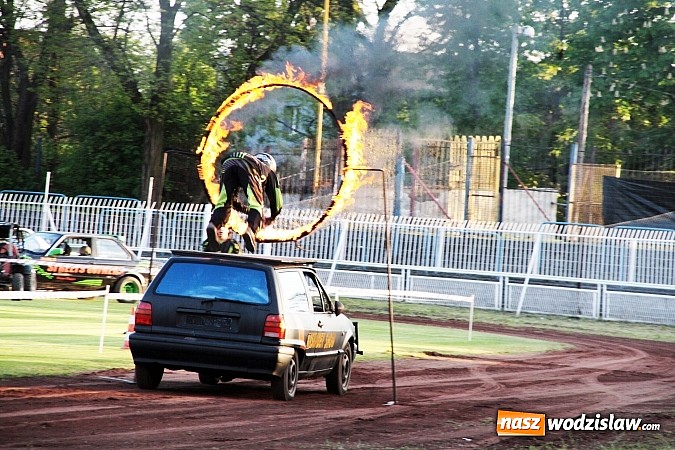 Zdjęcie w galerii na portalu naszwodzislaw.com: Niesamowite kaskaderskie show! wiadomości z regionu