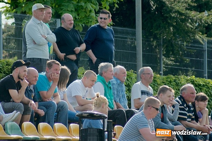 Zdjęcie w galerii na portalu naszwodzislaw.com: Wygrana Czarnych w Raciborzu. Gorzyce czwartą siłą A klasy wiadomości z regionu