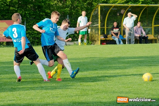 Zdjęcie w galerii na portalu naszwodzislaw.com: Wygrana Czarnych w Raciborzu. Gorzyce czwartą siłą A klasy wiadomości z regionu