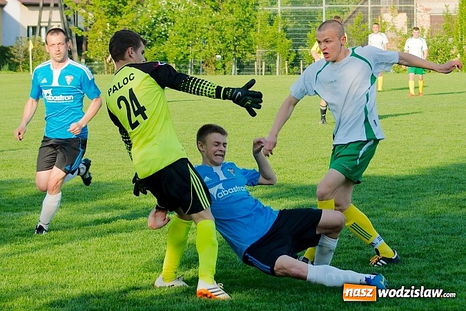 Zdjęcie w galerii na portalu naszwodzislaw.com: Wygrana Czarnych w Raciborzu. Gorzyce czwartą siłą A klasy wiadomości z regionu