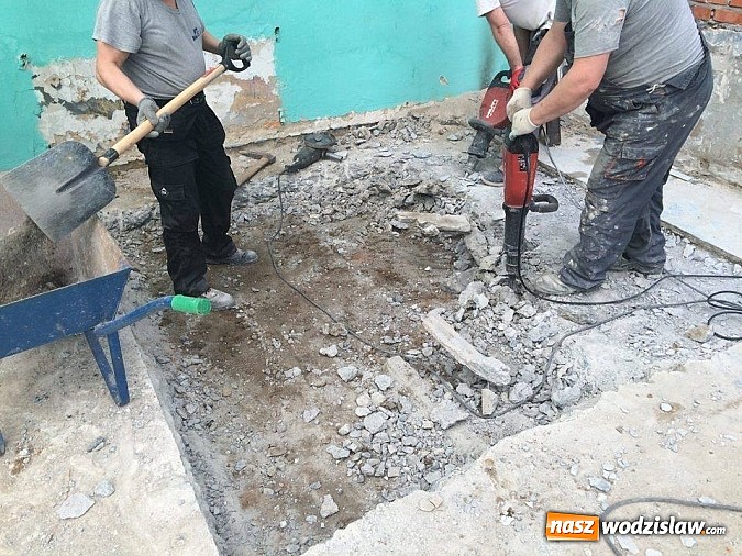 Zdjęcie w galerii na portalu naszwodzislaw.com: Wodzisławski basen jest od miesiąca remontowany wiadomości z regionu