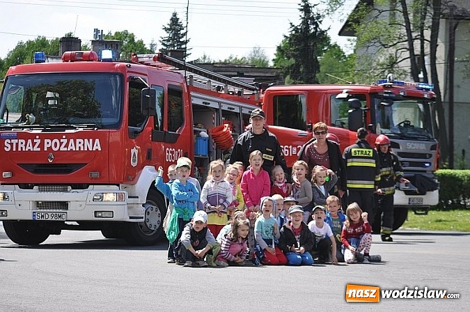 Zdjęcie w galerii na portalu naszwodzislaw.com: Dzień otwartych strażnic. Wodzisławską komendę odwiedziło około p&oacute;ł tysiąca mieszkańc&oacute;w wiadomości z regionu