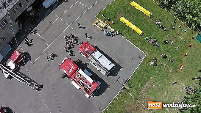 Zdjęcie w galerii na portalu naszwodzislaw.com: Dzień otwartych strażnic. Wodzisławską komendę odwiedziło około p&oacute;ł tysiąca mieszkańc&oacute;w wiadomości z regionu