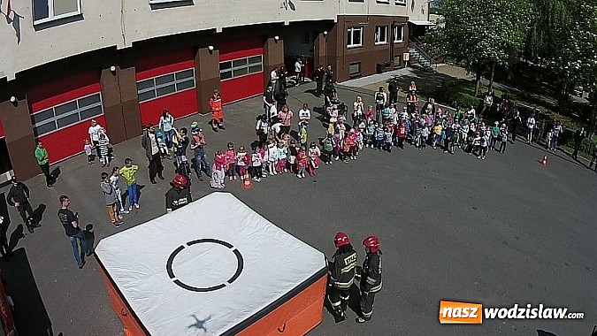 Zdjęcie w galerii na portalu naszwodzislaw.com: Dzień otwartych strażnic. Wodzisławską komendę odwiedziło około p&oacute;ł tysiąca mieszkańc&oacute;w wiadomości z regionu