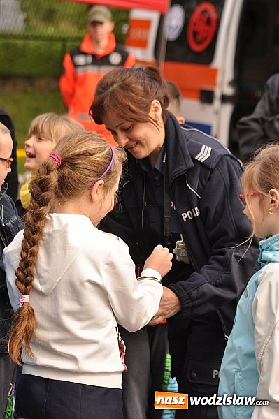 Zdjęcie w galerii na portalu naszwodzislaw.com: Dzień otwartych strażnic. Wodzisławską komendę odwiedziło około p&oacute;ł tysiąca mieszkańc&oacute;w wiadomości z regionu