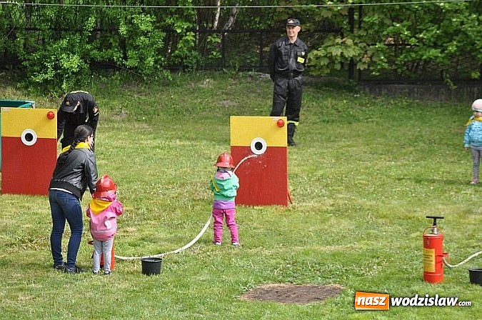 Zdjęcie w galerii na portalu naszwodzislaw.com: Dzień otwartych strażnic. Wodzisławską komendę odwiedziło około p&oacute;ł tysiąca mieszkańc&oacute;w wiadomości z regionu