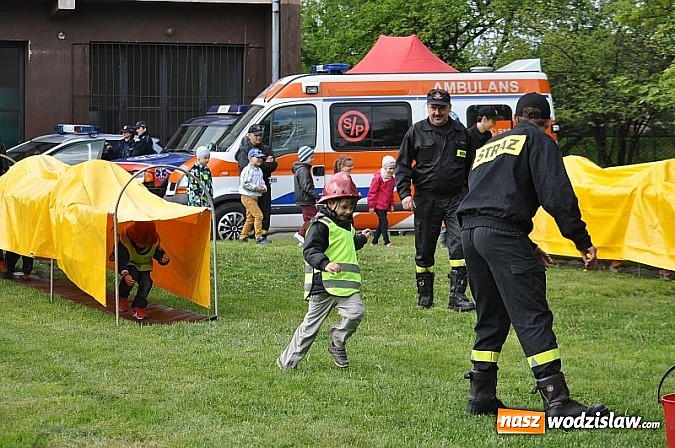 Zdjęcie w galerii na portalu naszwodzislaw.com: Dzień otwartych strażnic. Wodzisławską komendę odwiedziło około p&oacute;ł tysiąca mieszkańc&oacute;w wiadomości z regionu
