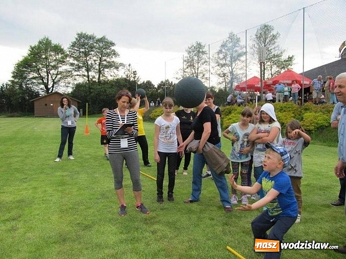 Zdjęcie w galerii na portalu naszwodzislaw.com: Maj&oacute;wka z Wodzisławskim Uniwersytetem Trzeciego Wieku wiadomości z regionu