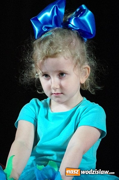 Zdjęcie w galerii na portalu naszwodzislaw.com: XXIII Miejski Festiwal Kultury Przedszkolnej zgromadził tłumy publiczności  wiadomości z regionu