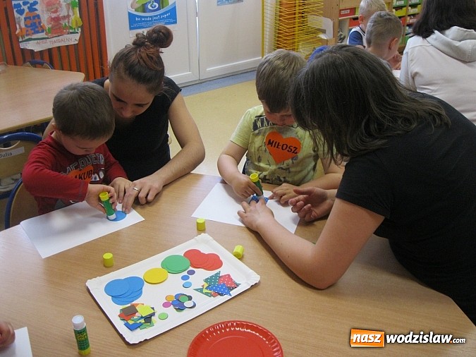 Zdjęcie w galerii na portalu naszwodzislaw.com: Dzień otwarty w przedszkolu nr 18 cieszył się dużym zainteresowaniem wiadomości z regionu