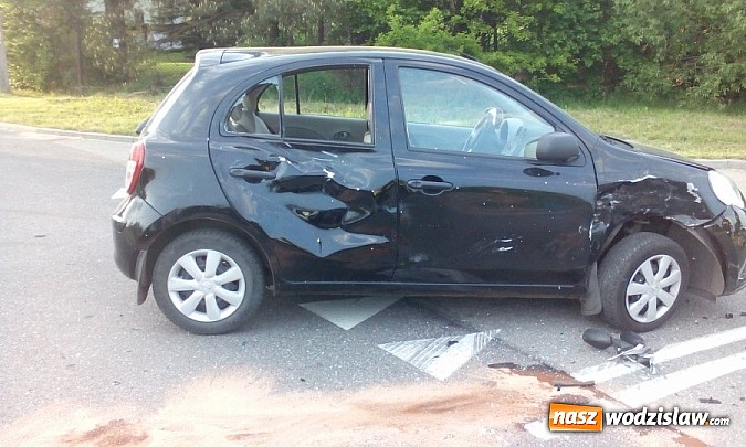 Zdjęcie w galerii na portalu naszwodzislaw.com: Zderzenie motocykla z nissanem. Kierowcy trafili do szpitala!  wiadomości z regionu