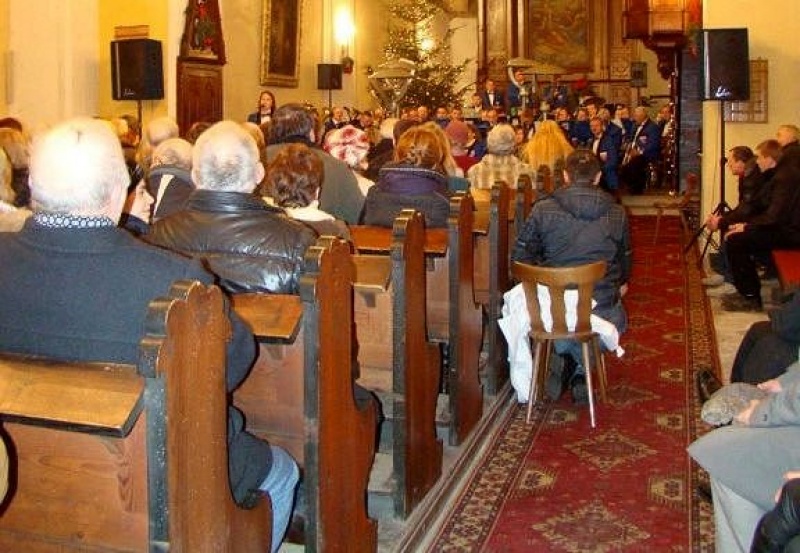 Zdjęcie w galerii na portalu naszwodzislaw.com: Noworoczny koncert w świątyni wiadomości z regionu