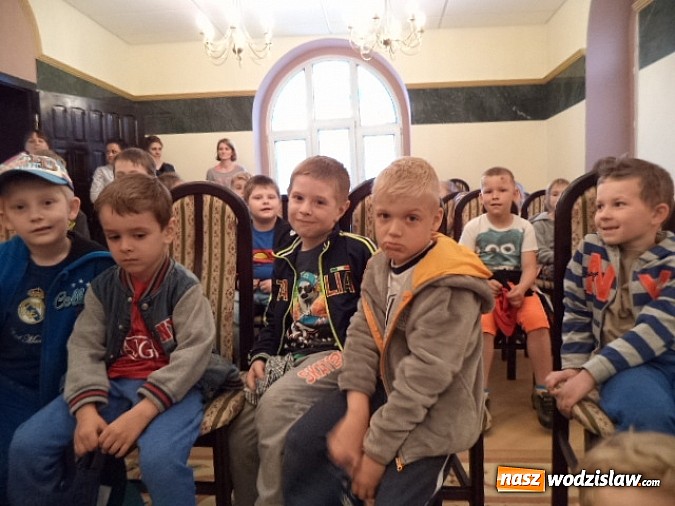Zdjęcie w galerii na portalu naszwodzislaw.com: W przedszkolu nr 2 w Pszowie – czas wycieczek i spotkań wiadomości z regionu