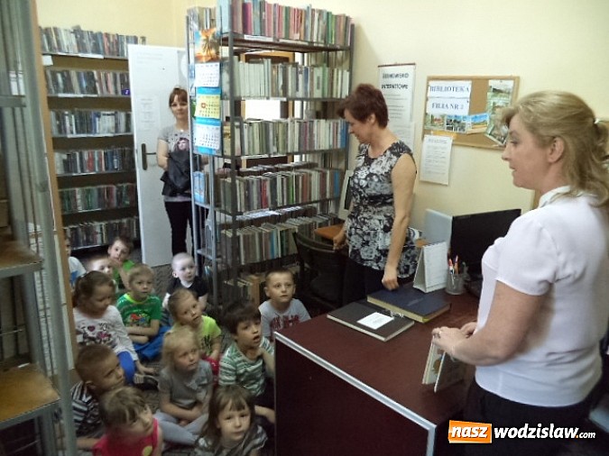 Zdjęcie w galerii na portalu naszwodzislaw.com: W przedszkolu nr 2 w Pszowie – czas wycieczek i spotkań wiadomości z regionu