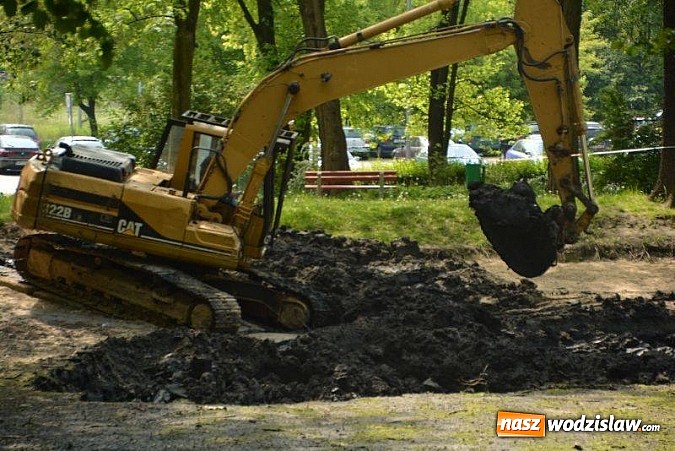 Zdjęcie w galerii na portalu naszwodzislaw.com: Co konkretnie dzieje się teraz w wodzisławskim Parku Miejskim?  wiadomości z regionu