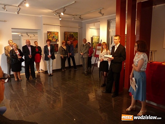 Zdjęcie w galerii na portalu naszwodzislaw.com: Wernisaż wystawy Mariana Nowotnego wiadomości z regionu