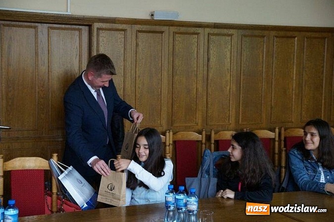 Zdjęcie w galerii na portalu naszwodzislaw.com: Goście z Turcji przepytali prezydenta wiadomości z regionu