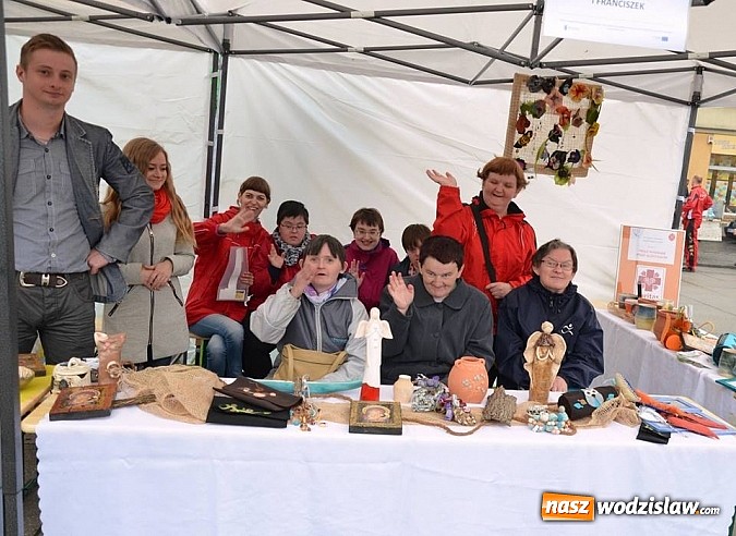 Zdjęcie w galerii na portalu naszwodzislaw.com: III Festiwal Organizacji Pozarządowych wiadomości z regionu