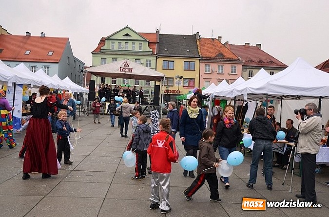 Zdjęcie w galerii na portalu naszwodzislaw.com: III Festiwal Organizacji Pozarządowych wiadomości z regionu