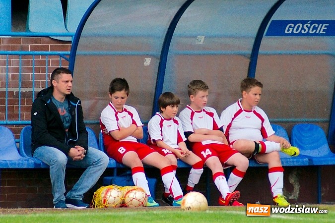 Zdjęcie w galerii na portalu naszwodzislaw.com: Młodziki Naprzodu straciły punkt w końcówce wiadomości z regionu