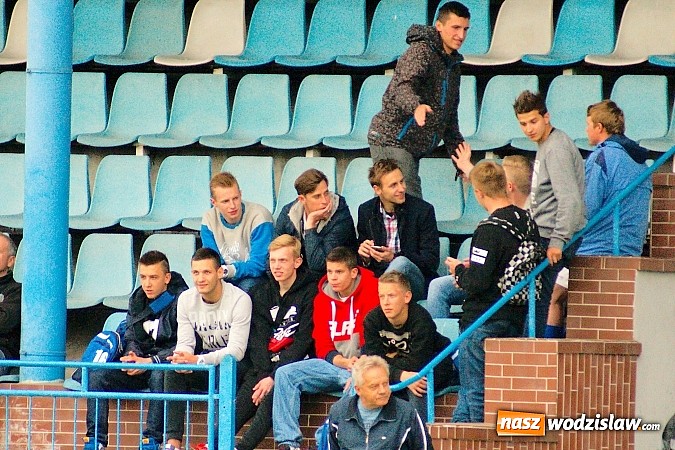 Zdjęcie w galerii na portalu naszwodzislaw.com: Młodziki Naprzodu straciły punkt w końcówce wiadomości z regionu