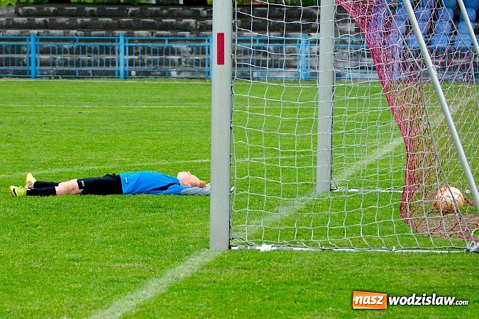Zdjęcie w galerii na portalu naszwodzislaw.com: Młodziki Naprzodu straciły punkt w końcówce wiadomości z regionu