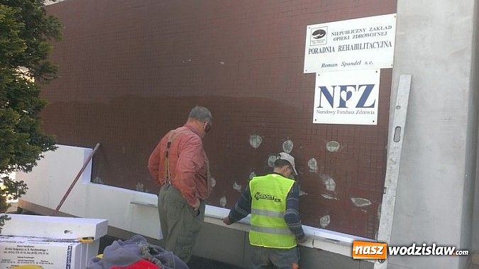 Zdjęcie w galerii na portalu naszwodzislaw.com: Roboty przy termomodernizacji szpitala idą pełną parą  wiadomości z regionu