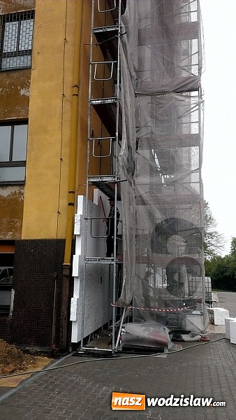 Zdjęcie w galerii na portalu naszwodzislaw.com: Roboty przy termomodernizacji szpitala idą pełną parą  wiadomości z regionu