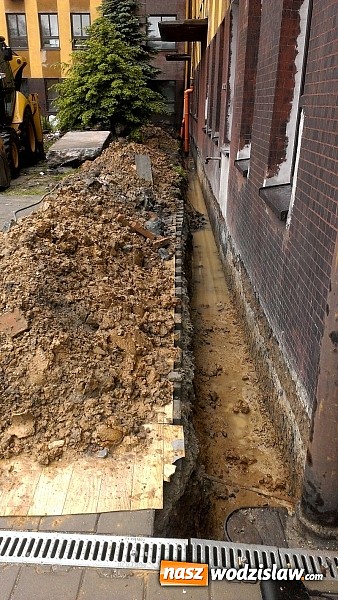 Zdjęcie w galerii na portalu naszwodzislaw.com: Roboty przy termomodernizacji szpitala idą pełną parą  wiadomości z regionu