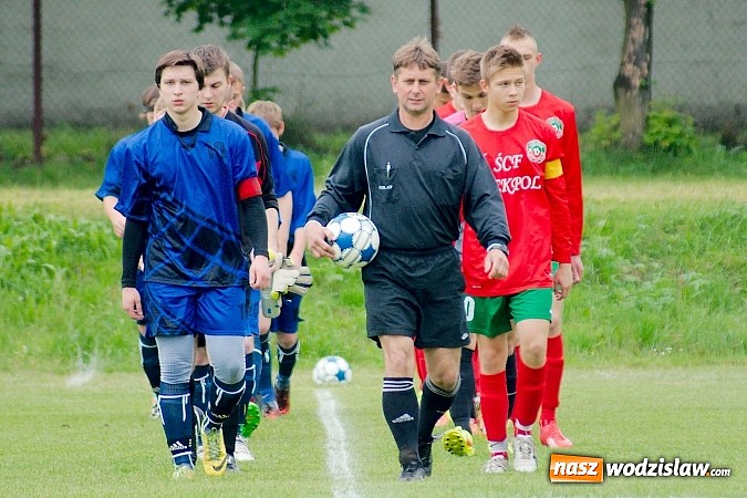 Zdjęcie w galerii na portalu naszwodzislaw.com: Skromne zwycięstwo juniorów Turzy wiadomości z regionu