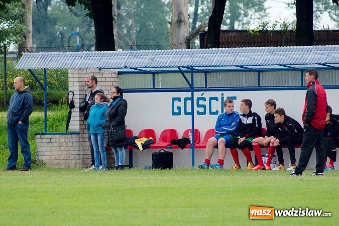 Zdjęcie w galerii na portalu naszwodzislaw.com: Skromne zwycięstwo juniorów Turzy wiadomości z regionu