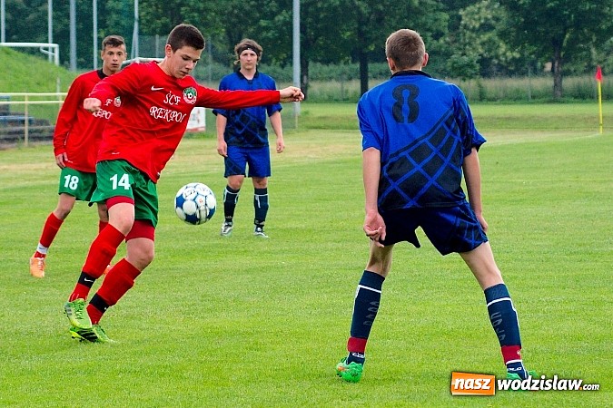Zdjęcie w galerii na portalu naszwodzislaw.com: Skromne zwycięstwo juniorów Turzy wiadomości z regionu