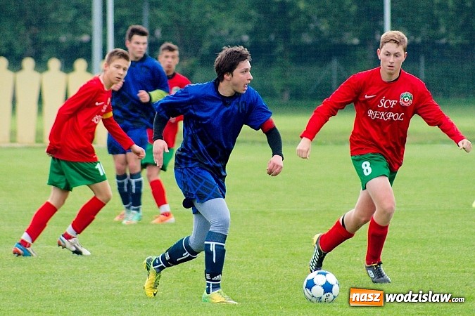 Zdjęcie w galerii na portalu naszwodzislaw.com: Skromne zwycięstwo juniorów Turzy wiadomości z regionu