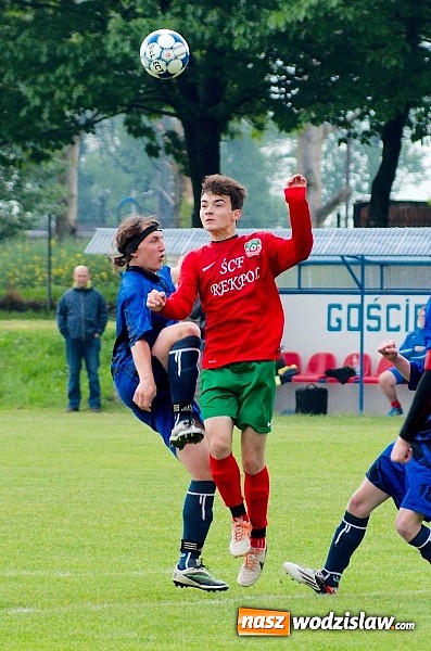 Zdjęcie w galerii na portalu naszwodzislaw.com: Skromne zwycięstwo juniorów Turzy wiadomości z regionu