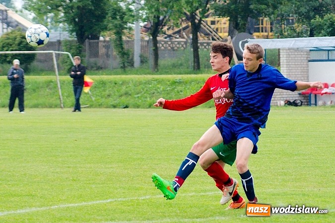Zdjęcie w galerii na portalu naszwodzislaw.com: Skromne zwycięstwo juniorów Turzy wiadomości z regionu