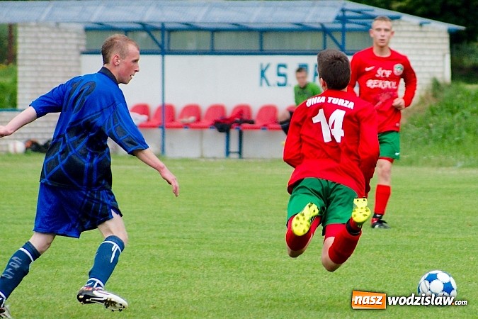 Zdjęcie w galerii na portalu naszwodzislaw.com: Skromne zwycięstwo juniorów Turzy wiadomości z regionu