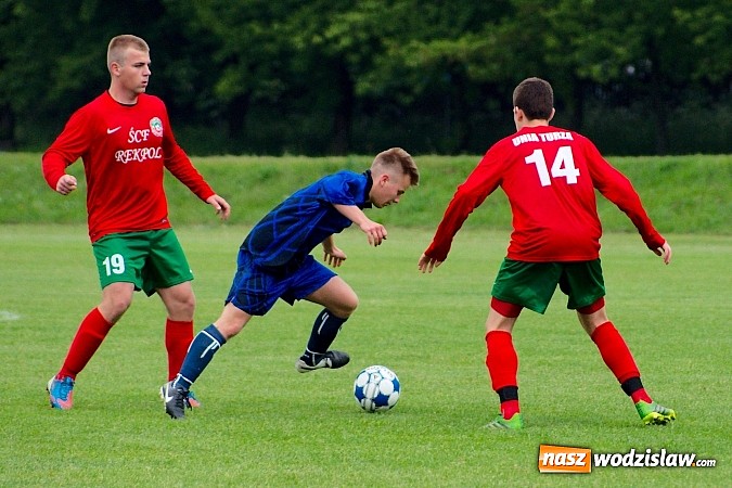 Zdjęcie w galerii na portalu naszwodzislaw.com: Skromne zwycięstwo juniorów Turzy wiadomości z regionu