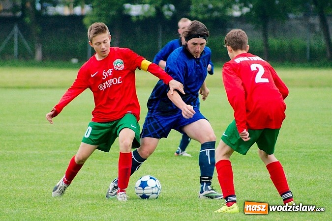 Zdjęcie w galerii na portalu naszwodzislaw.com: Skromne zwycięstwo juniorów Turzy wiadomości z regionu