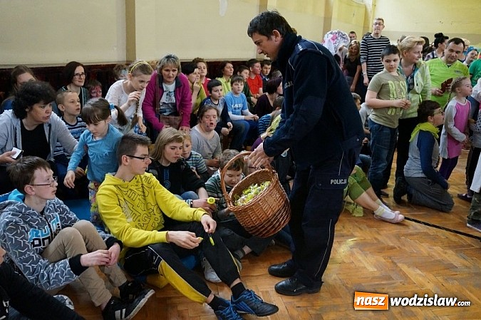 Zdjęcie w galerii na portalu naszwodzislaw.com: Porozmawiali z najmłodszymi o bezpieczeństwie w czasie zbliżających się wakacji  wiadomości z regionu