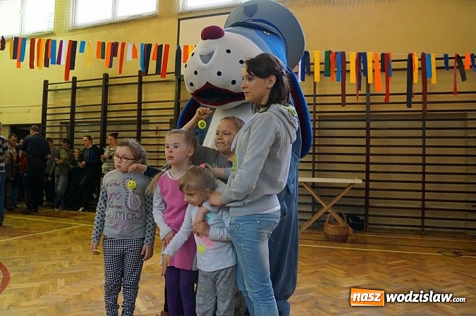 Zdjęcie w galerii na portalu naszwodzislaw.com: Porozmawiali z najmłodszymi o bezpieczeństwie w czasie zbliżających się wakacji  wiadomości z regionu