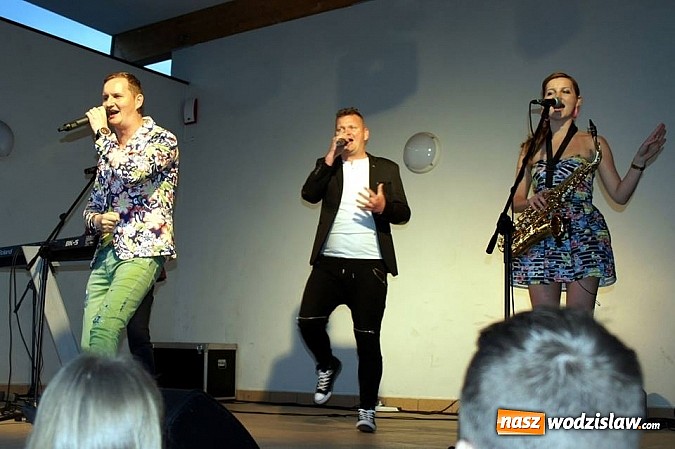 Zdjęcie w galerii na portalu naszwodzislaw.com: Międzynarodowa Wystawa Psów Rasowych i koncert zespołu MIG w Połomi już za nami wiadomości z regionu