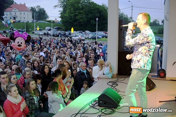 Zdjęcie w galerii na portalu naszwodzislaw.com: Międzynarodowa Wystawa Psów Rasowych i koncert zespołu MIG w Połomi już za nami wiadomości z regionu