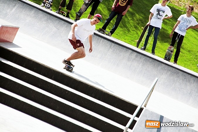 Zdjęcie w galerii na portalu naszwodzislaw.com: Sportowe emocje na wodzisławskim skateparku wiadomości z regionu