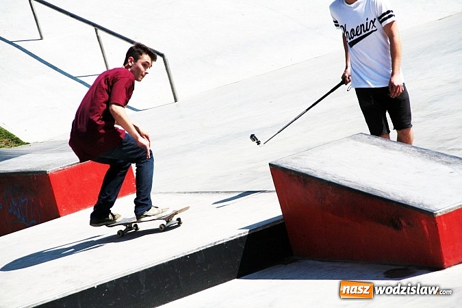 Zdjęcie w galerii na portalu naszwodzislaw.com: Sportowe emocje na wodzisławskim skateparku wiadomości z regionu