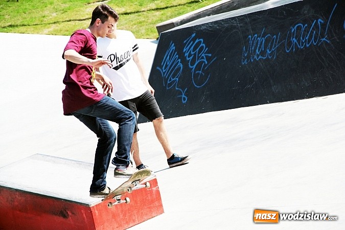 Zdjęcie w galerii na portalu naszwodzislaw.com: Sportowe emocje na wodzisławskim skateparku wiadomości z regionu
