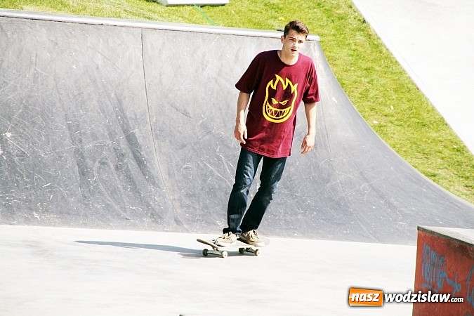 Zdjęcie w galerii na portalu naszwodzislaw.com: Sportowe emocje na wodzisławskim skateparku wiadomości z regionu