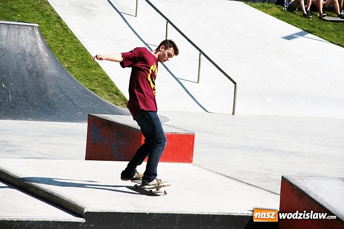 Zdjęcie w galerii na portalu naszwodzislaw.com: Sportowe emocje na wodzisławskim skateparku wiadomości z regionu