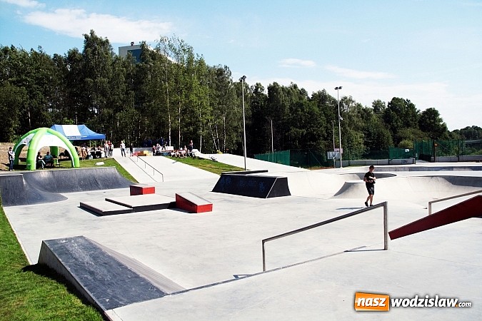 Zdjęcie w galerii na portalu naszwodzislaw.com: Sportowe emocje na wodzisławskim skateparku wiadomości z regionu